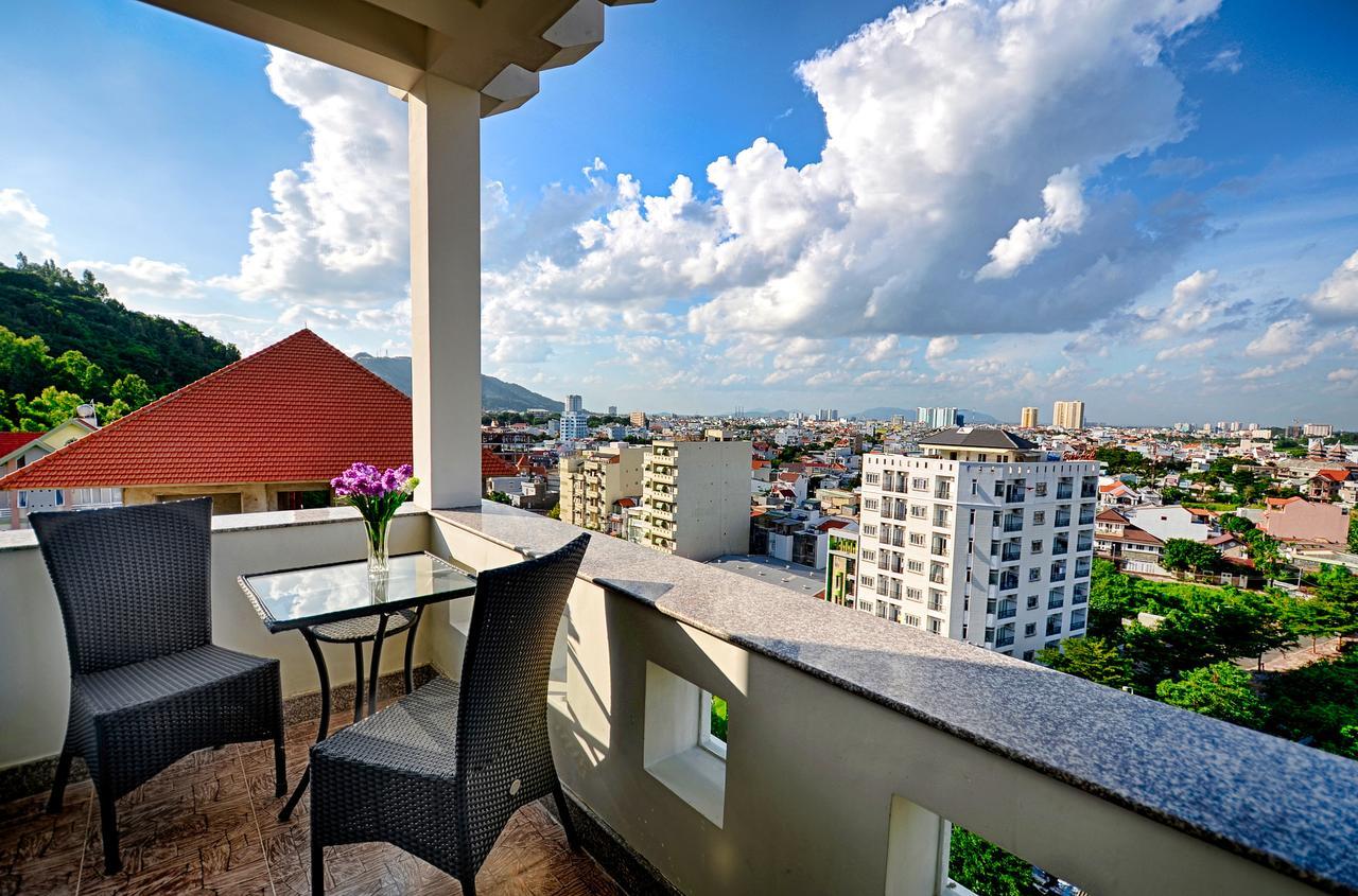 The Wind Resort - Tropical Hillside Escape Вунгтау Екстер'єр фото